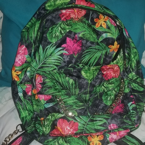 VICTORIA'S SECRET FLORAL BACKPACK PURSE FINAL PRICE - Picture 2 of 4